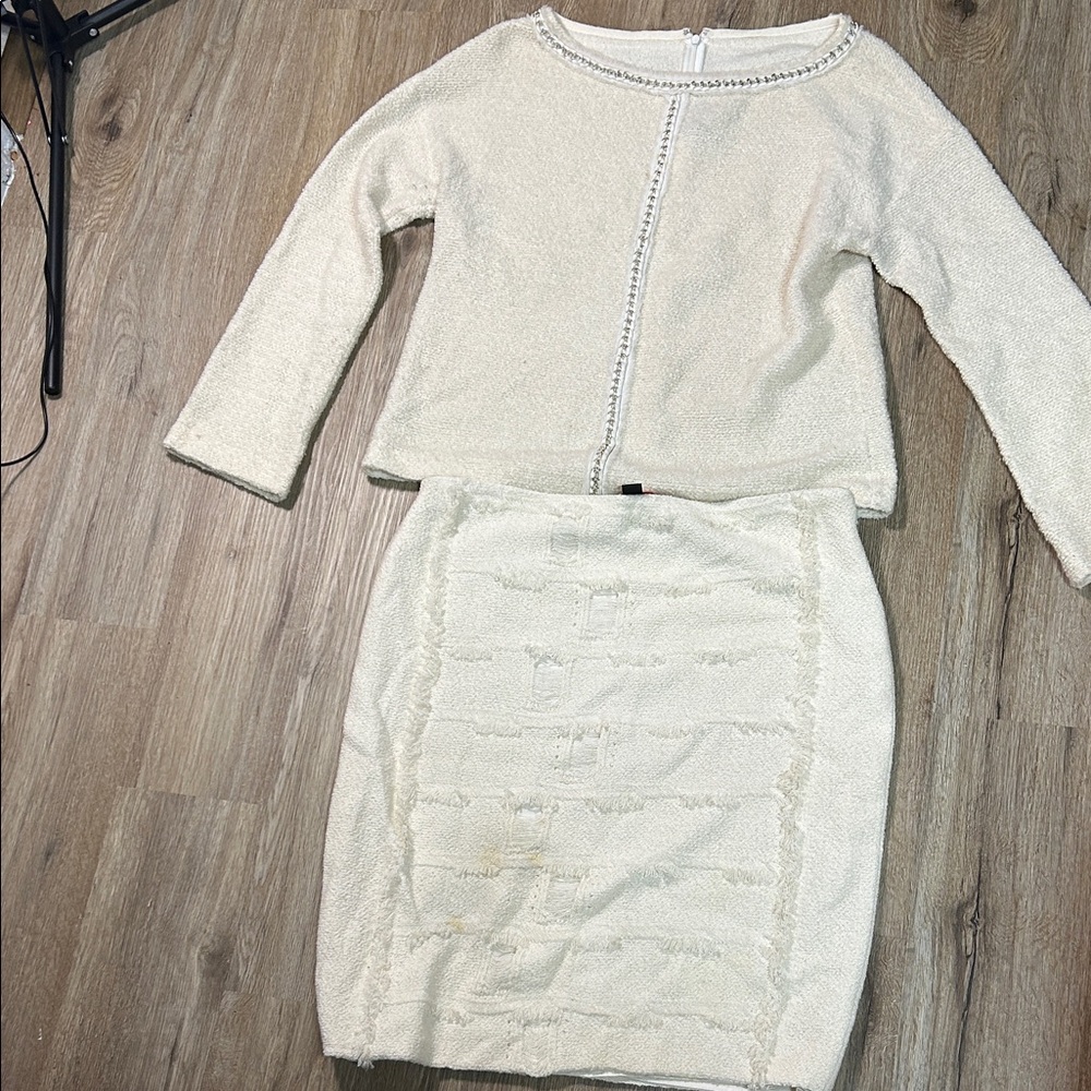 St. John Collection Cream Skirt Set